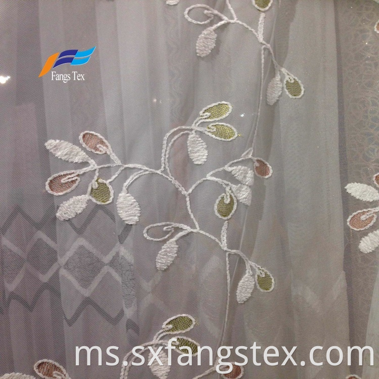 100% Polyester Embroidered Wide Voile Curtain Fabric 3